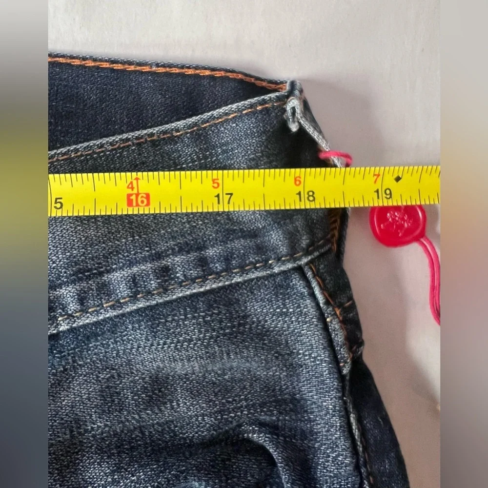 NWT‎ TRUE RELIGION STRAIGHT FLAP RIPPED MENS JEAN SIZE 34
